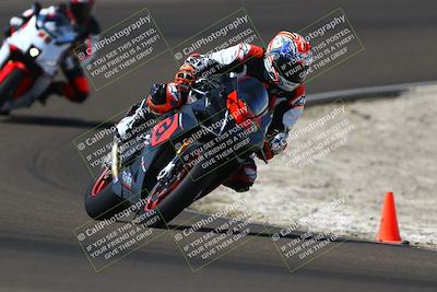 media/Sep-21-2025-TrackDaz (Sun) [[277c75b276]]/A Group/12pm (Turn 2)/